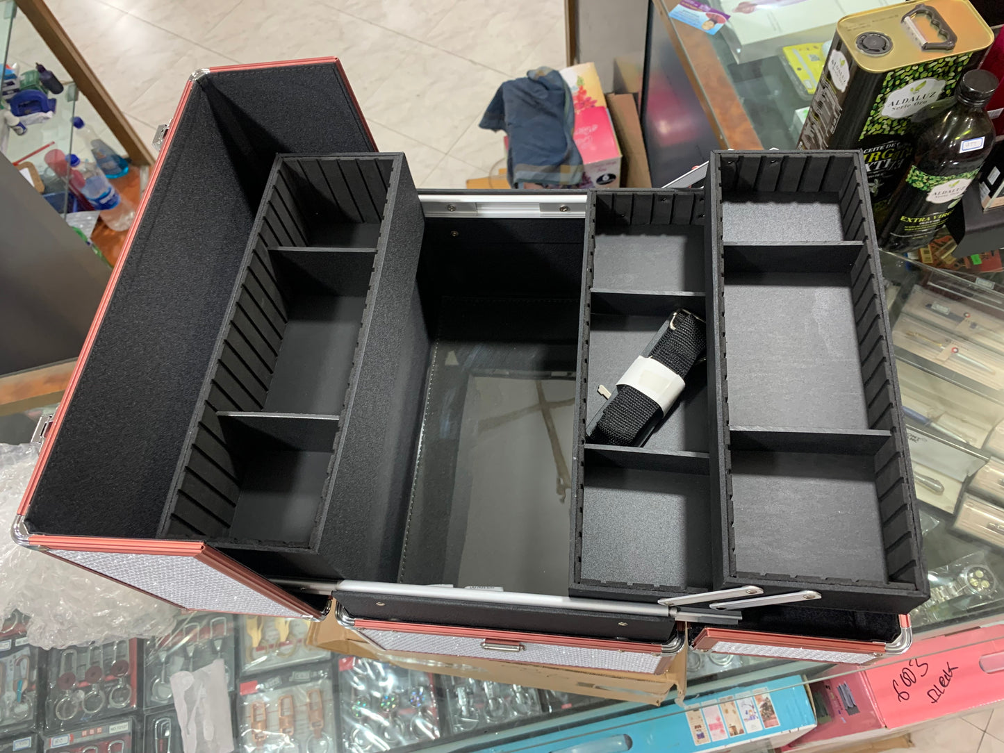 SORISE Professional Makeup Case – Large Size with Multi-Grid Storage